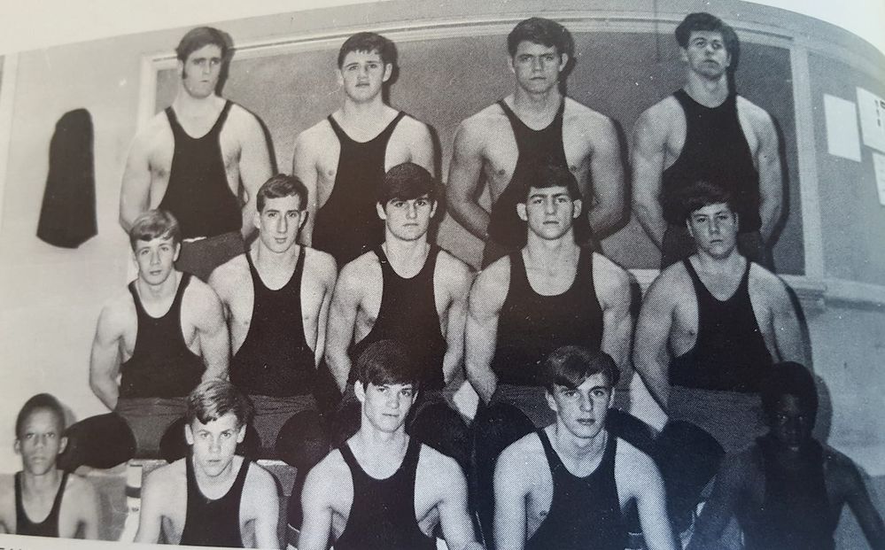 1970 THS Wrestling Team.jpg