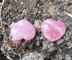 rose-quartz-crystal.png